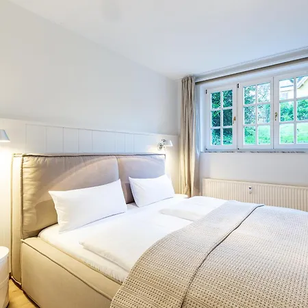 Hoop アパート アーレンスホープ